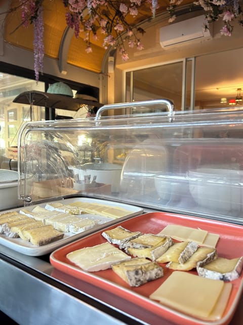 Daily buffet breakfast (EUR 20 per person)