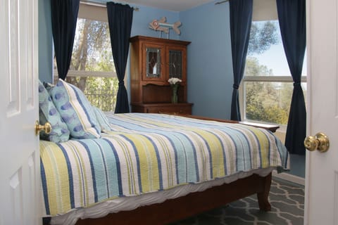 Rio Vista Suite | Premium bedding, pillowtop beds, individually decorated