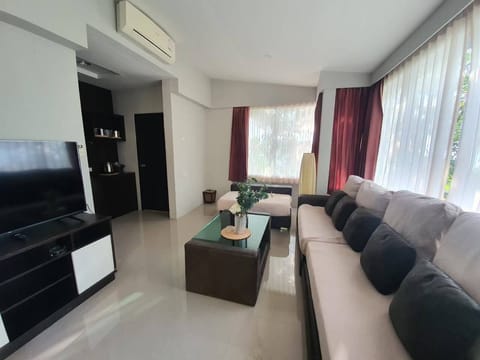 Family Villa | Living area | TV