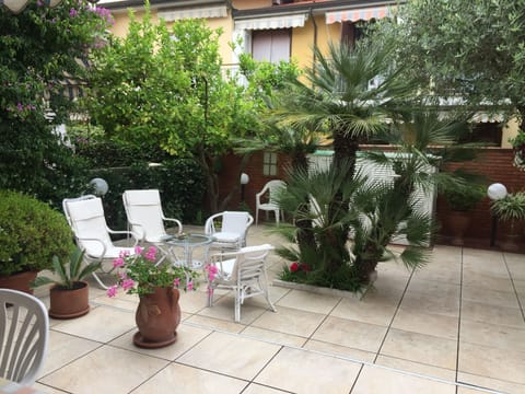 Apartment, 2 Bedrooms | Terrace/patio