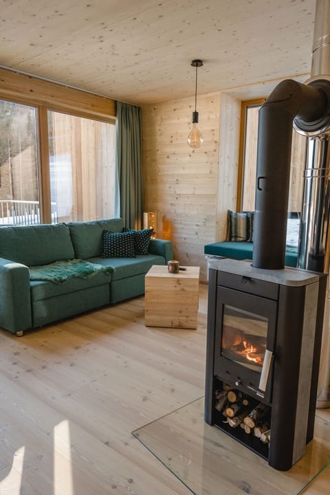 Superior Cabin, 2 Bedrooms, Terrace, Garden Area (Ankogel, incl. EUR 90 cleaning fee) | Living area | 100-cm flat-screen TV with digital channels, TV, heated floors