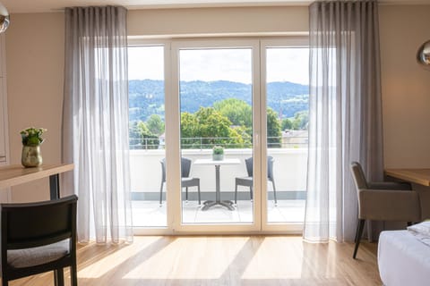 Panoramic Double Room | Balcony