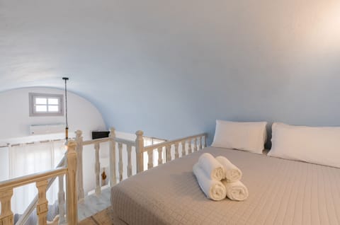 Traditional Dome with Sea view | In-room safe, iron/ironing board, free WiFi, bed sheets