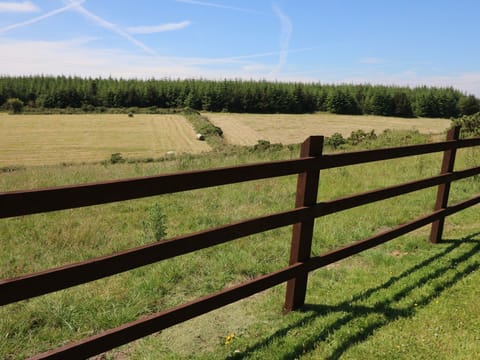 Cottage | Property grounds