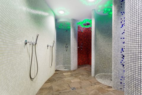 Sauna, Turkish bath, body treatments, facials, massages