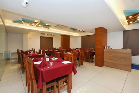 Daily continental breakfast (INR 150 per person)