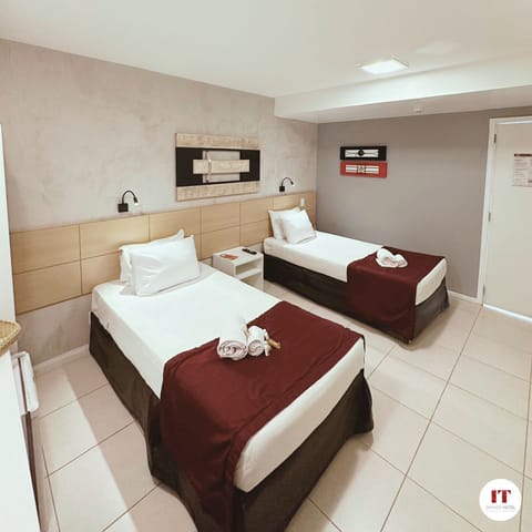 Double Room | In-room safe, desk, blackout drapes, free WiFi