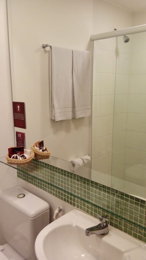 Double Room | Bathroom | Shower, bidet, towels, soap