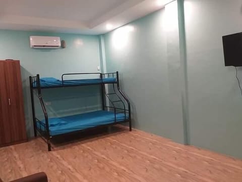 Family Room | Free WiFi, bed sheets