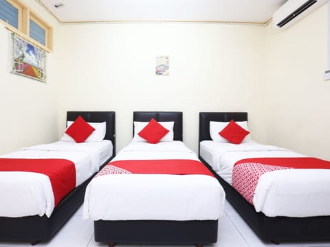 Standard Triple Room | Free WiFi