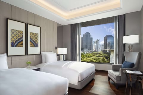 Suite (Grand Executive) | City view