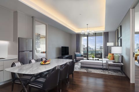 Suite, 2 Bedrooms (Premier) | City view