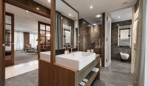 Free toiletries, hair dryer, bathrobes, slippers