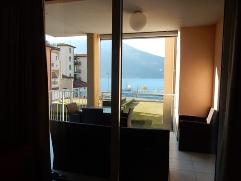 Classic Apartment, 2 Bedrooms, Lake View, Garden Area | Terrace/patio