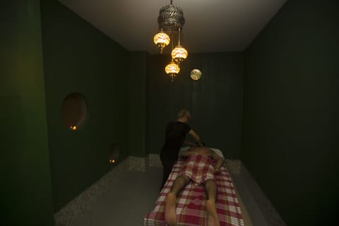 Couples treatment rooms, Turkish bath, body treatments, aromatherapy