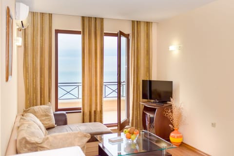 1-Bed with Sea View - Bridal Apartment | Living room | TV