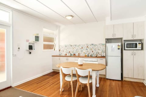 Apartment (1 Bedroom) | Private kitchen | Fridge, oven, stovetop, toaster