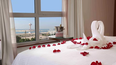 Suite, 1 Queen Bed (Centro) | View from room