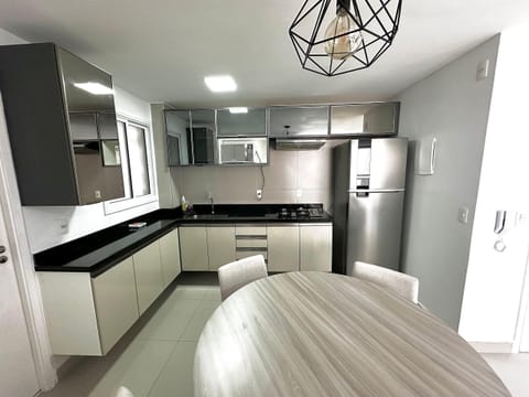 Basic Apartment | Private kitchen | Fridge, microwave, oven, coffee/tea maker