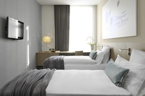 Double Room | Frette Italian sheets, premium bedding, Select Comfort beds, minibar