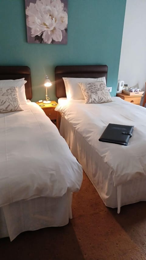 Standard Double or Twin Room, Ensuite (Room 7)