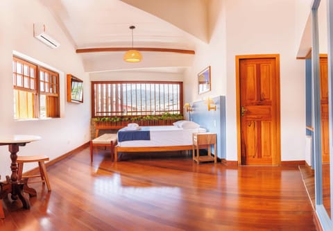 Superior Suite, Jetted Tub | Minibar, free WiFi