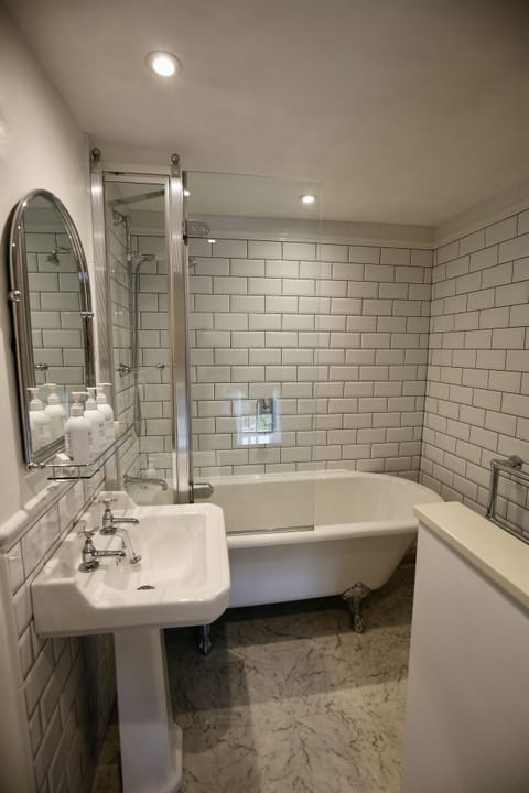 Superior Double Room, Ensuite | Bathroom