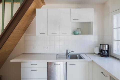 Standard Chalet, 1 Bedroom, Mountain View | Private kitchen | Fridge, stovetop, dishwasher, cookware/dishes/utensils