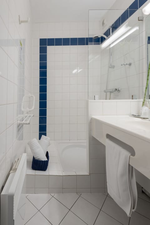 Free toiletries, hair dryer, towels