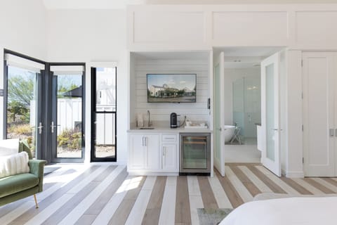 Modern Romance | Premium bedding, down comforters, individually decorated