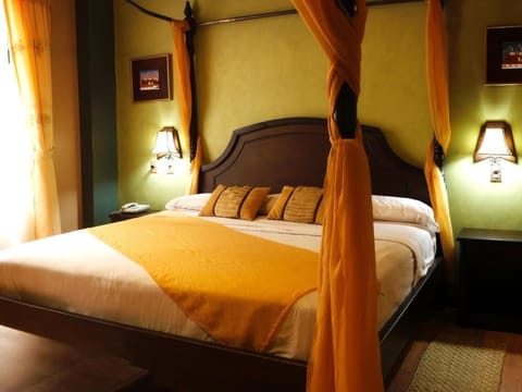 Traditional Double Room, 1 Queen Bed | Egyptian cotton sheets, down comforters, minibar, in-room safe