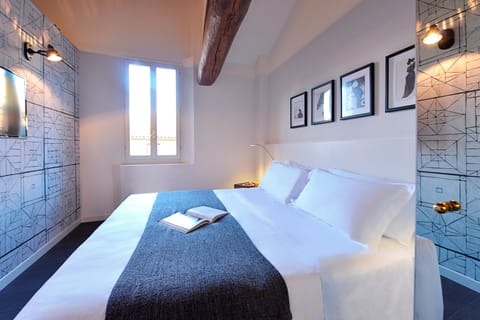 La Torre apartment | Premium bedding, down comforters, minibar, in-room safe
