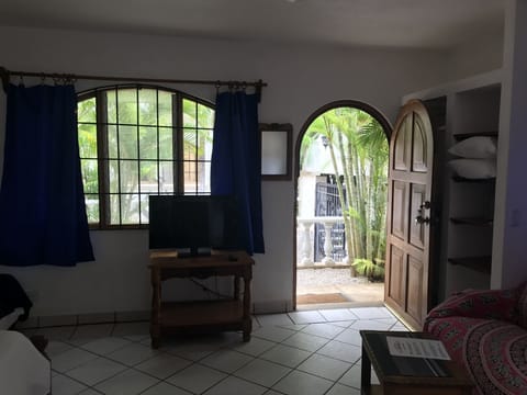 Studio | In-room safe, individually furnished, desk, free WiFi