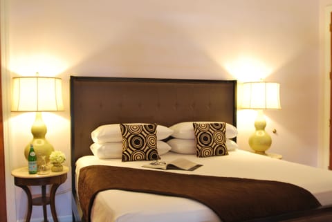 Exclusive Room, 1 King Bed, Connecting Rooms | Egyptian cotton sheets, premium bedding, down comforters, pillowtop beds