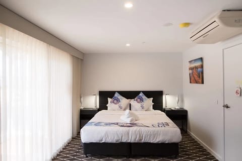 Standard Quadruple Room | Premium bedding, iron/ironing board, free WiFi, bed sheets