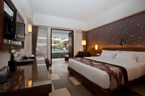 Deluxe Room, Pool Access (Deluxe Room, Pool Access) | Premium bedding, in-room safe, desk, blackout drapes