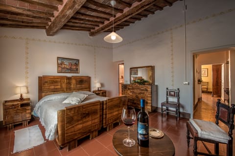 Apartment, 3 Bedrooms | Free WiFi, bed sheets