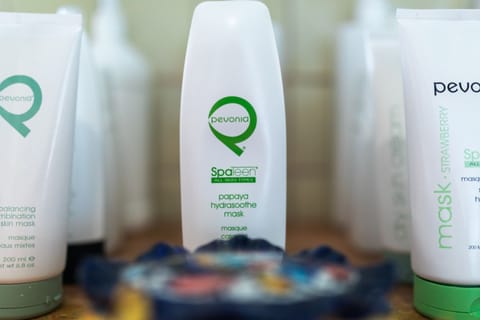 Body treatments, aromatherapy, deep-tissue massages, Swedish massages