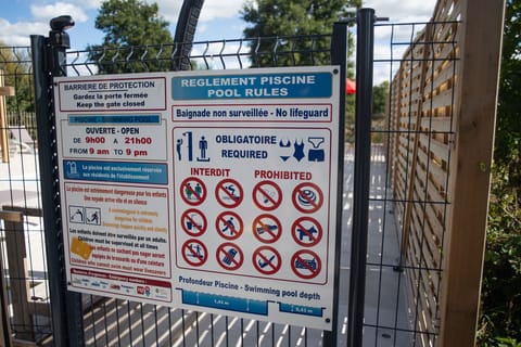 Superior Cottage, Accessible, Garden View (« soirs d’été ») | Outdoor pool | Outdoor pool, a heated pool