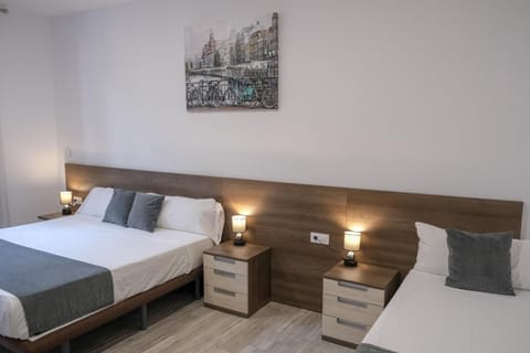 Minibar, desk, blackout drapes, soundproofing