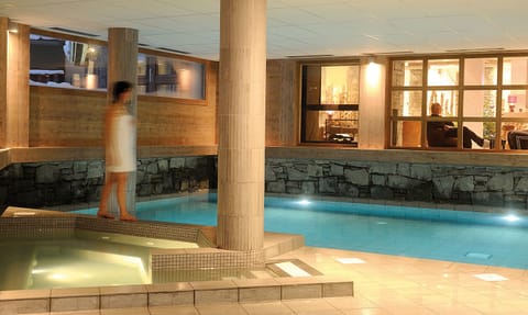 Indoor pool, outdoor pool