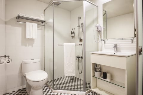 Standard Double Room, 1 Double Bed (Without window) | Bathroom | Shower, free toiletries, hair dryer, electronic bidet