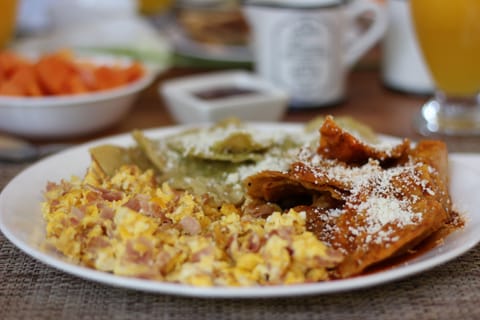 Free daily full breakfast