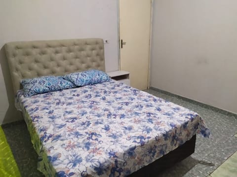 House (3 quartos) | Iron/ironing board, free WiFi, bed sheets