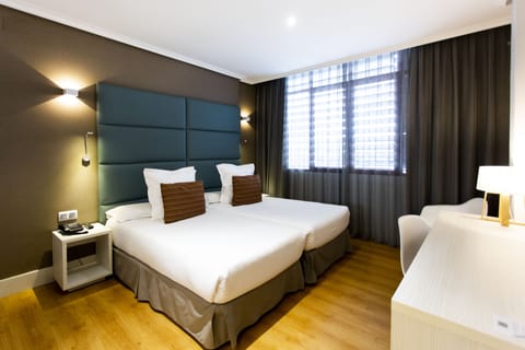 Standard Double or Twin Room | Free minibar, in-room safe, desk, laptop workspace