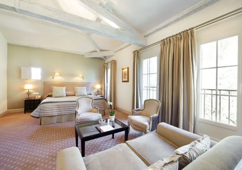 Junior Suite | Select Comfort beds, minibar, in-room safe, individually decorated