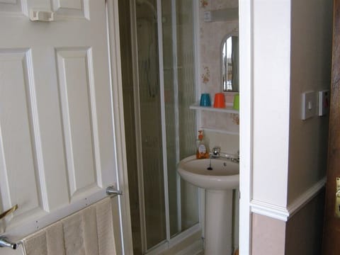 Suite, Ensuite (2) | Bathroom