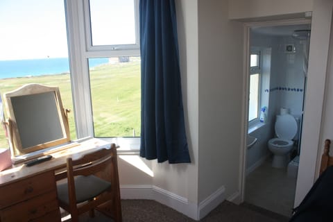 Double Room, Ensuite (Room2) | Free WiFi, bed sheets