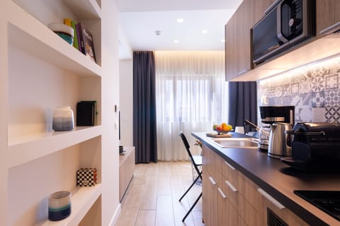 Private kitchenette