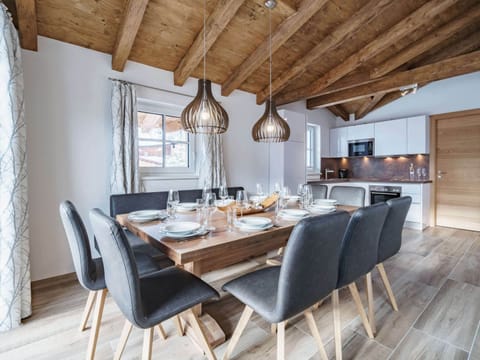 House | Dining